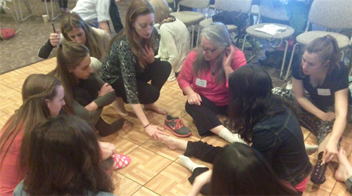 Participants looking at foot position